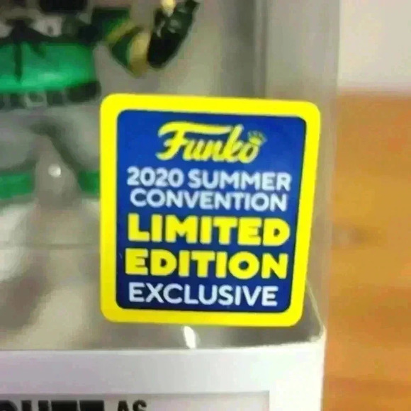 Funko pop the office 1015 Dwight Schrute 2020 limited edition exclusive - Picture 7 of 7